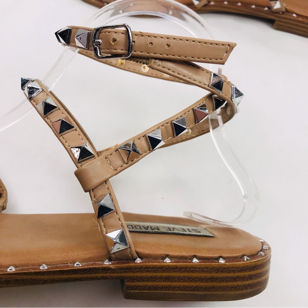 Steve Madden Women's 10 Tan Nude Gladiator Studded Flat Ankle Wrap Sandal - Picture 4 of 10